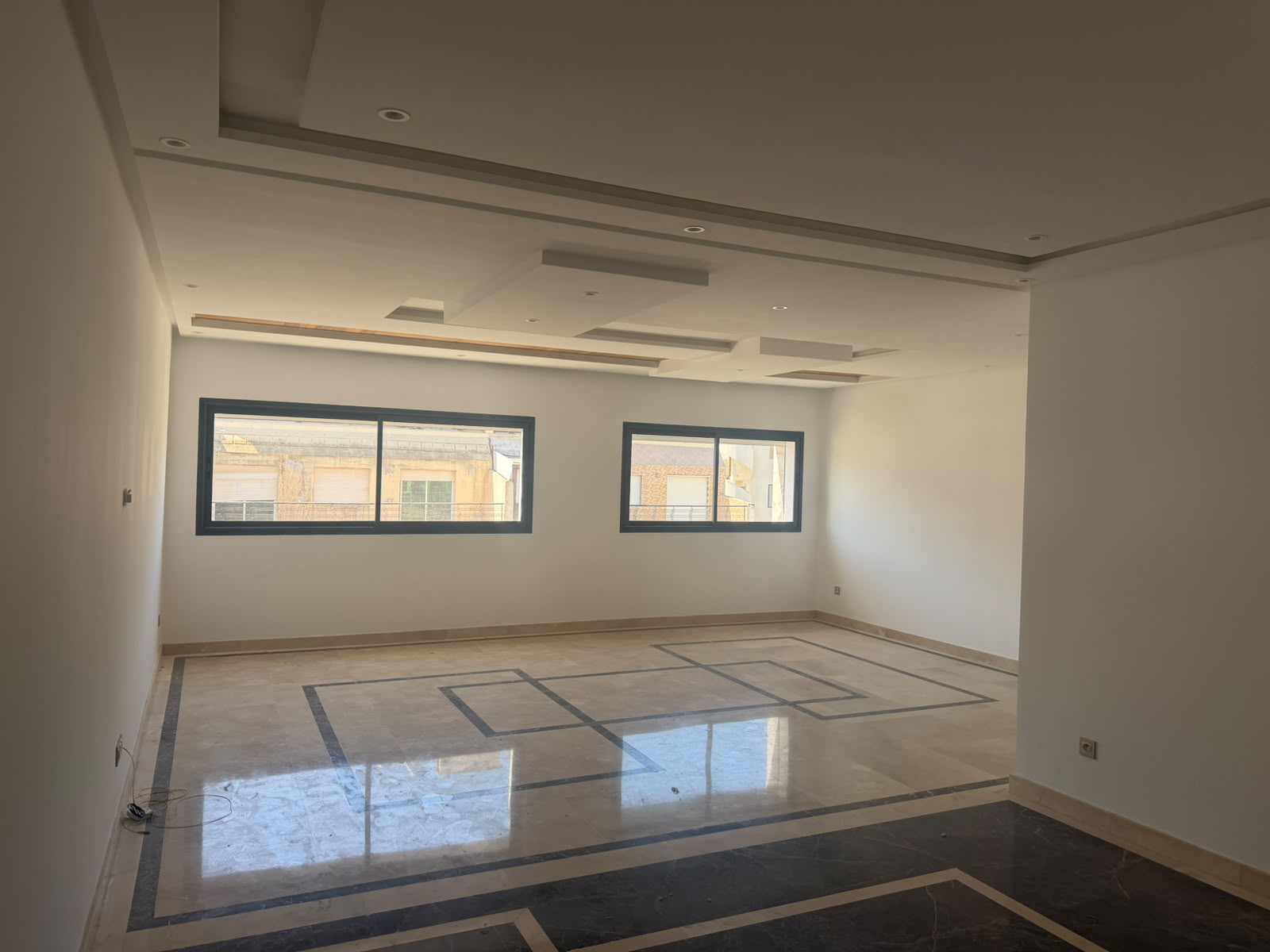ff4bdf93-df40-4329-abc1-bc51454490cc appartement de lux a louer