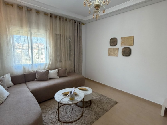 très joli Appartement meublé