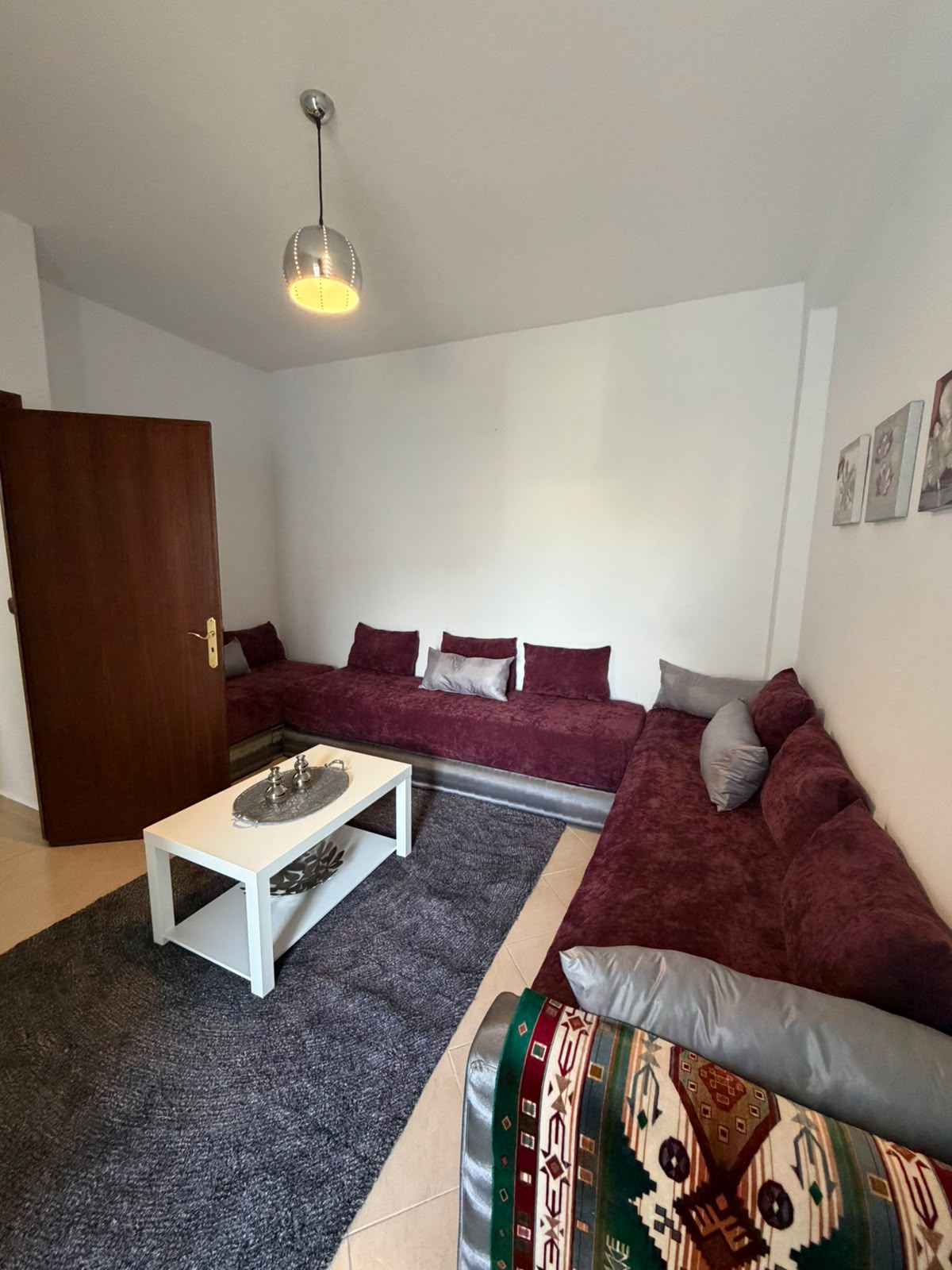 très joli Appartement meublé