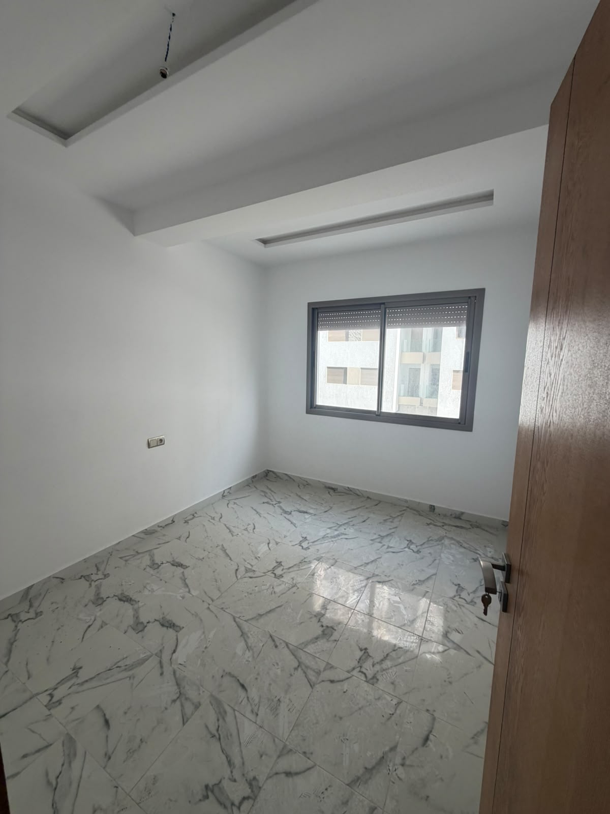 APPARTEMENT VIDE