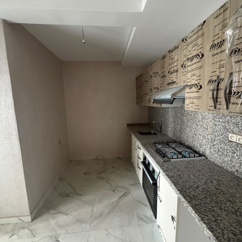 APPARTEMENT VIDE